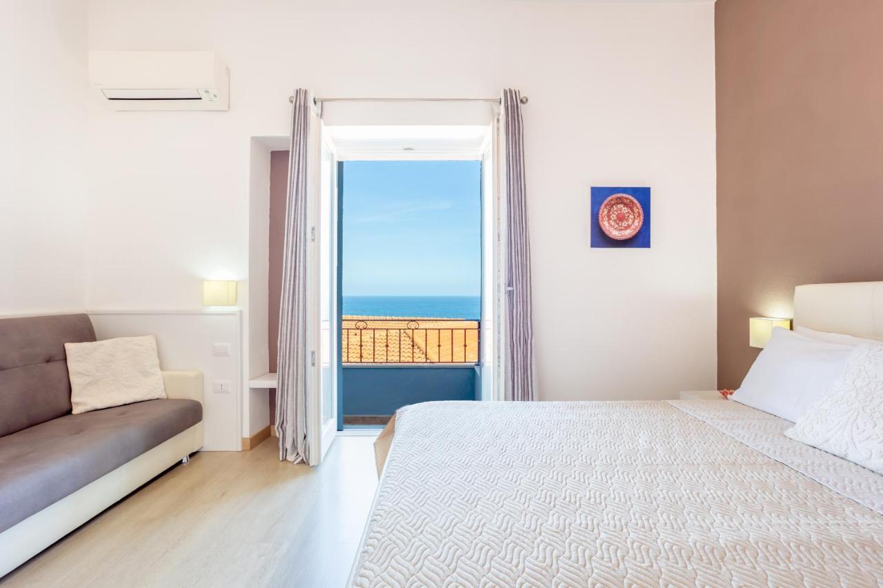 Appartamento Moderno Con Vista Mare Castelsardo Luaran gambar